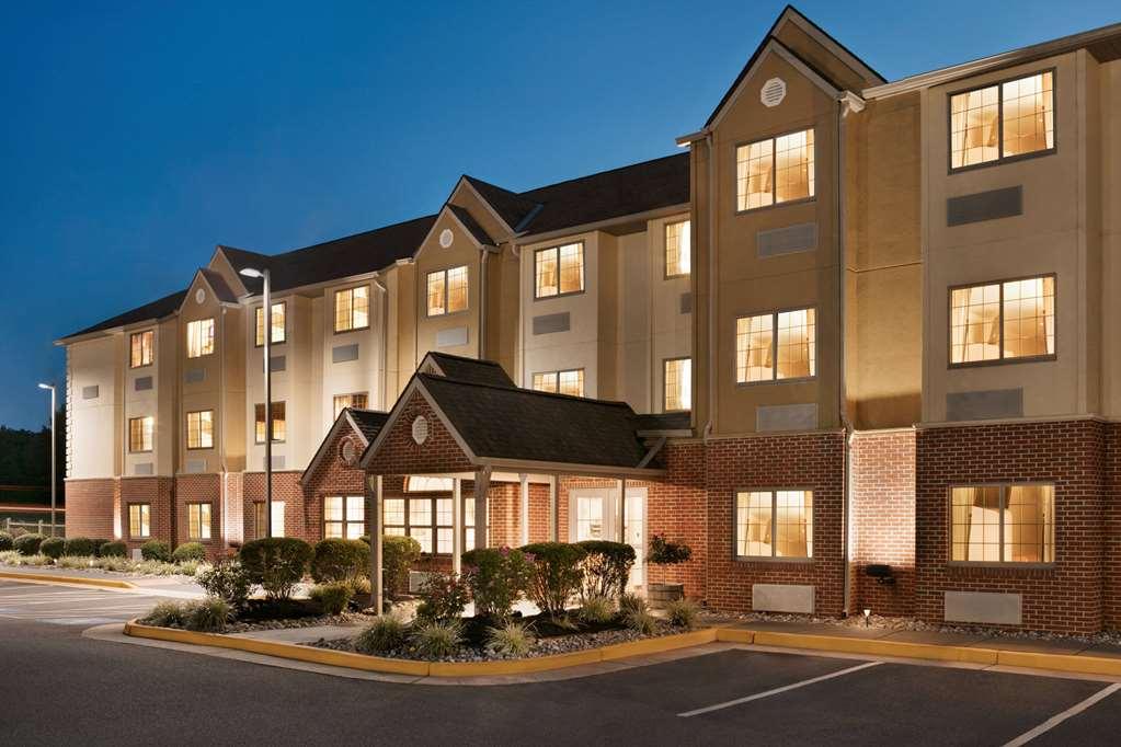 Microtel Inn & Suites By Wyndham Culpeper Exterior photo